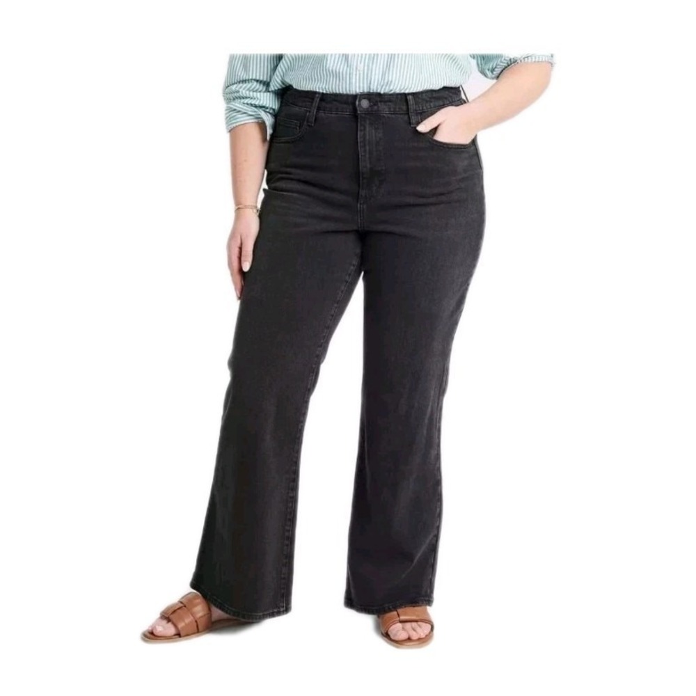UT Women's High-Rise Flare Jeans Washed Black 12 Short NEW WITH TAGS
